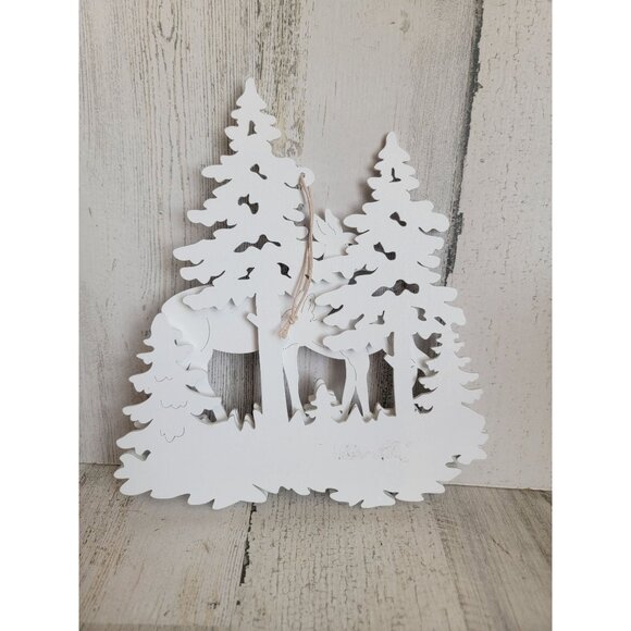 White large 3D deer white forest scenery ornament Xmas - Picture 6 of 7